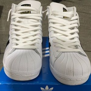 Addidas Pro Model